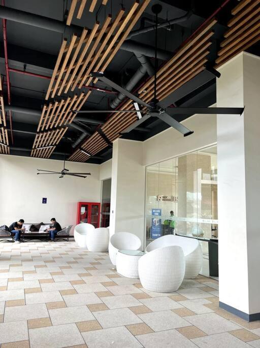 Dayinn, Skyhouse Bsd Lux And Homey Studio, Near Aeon Bsd And Ice Bsd Cilenggang Eksteriør bilde